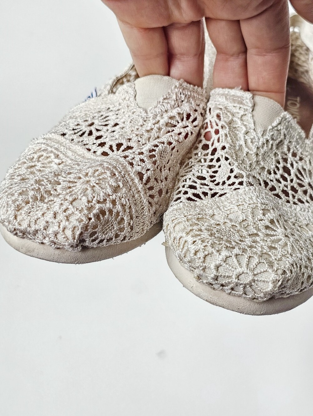 TOMS Alpargata Natural Moroccan Crochet Slip-On Flats Ivory Women's Size 6 - Picture 4 of 11
